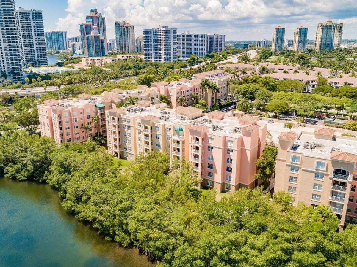 Uhost Ai - 3B Gem W Golf & Intracoastal Views Miami Exterior foto